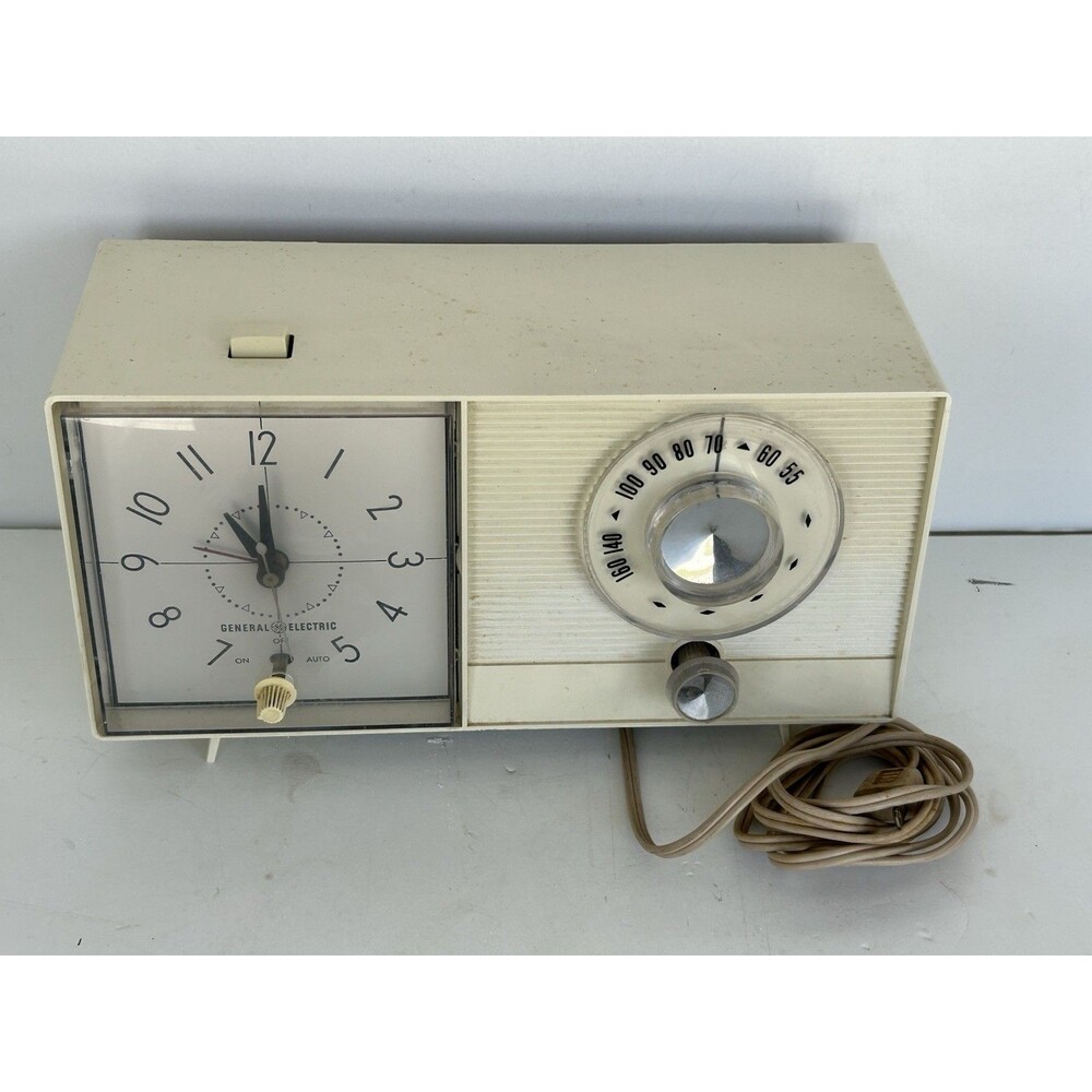GE C 410A Tube Clock Radio AM Radio Works Clock Not Running Clean